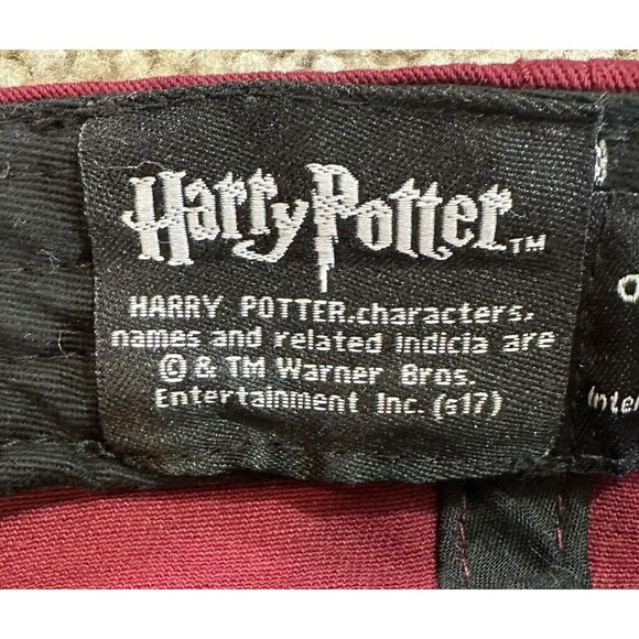 Hogwarts Alumni Strap Back Hat Red Adjustable Baseball Cap Harry Potter - Picture 9 of 10